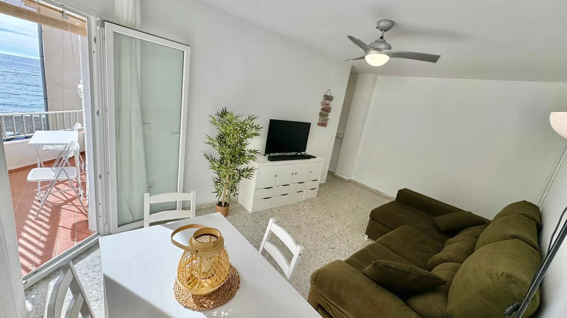 Quiet II Seaview Apartment La Herradura  La Herradura (Granada)