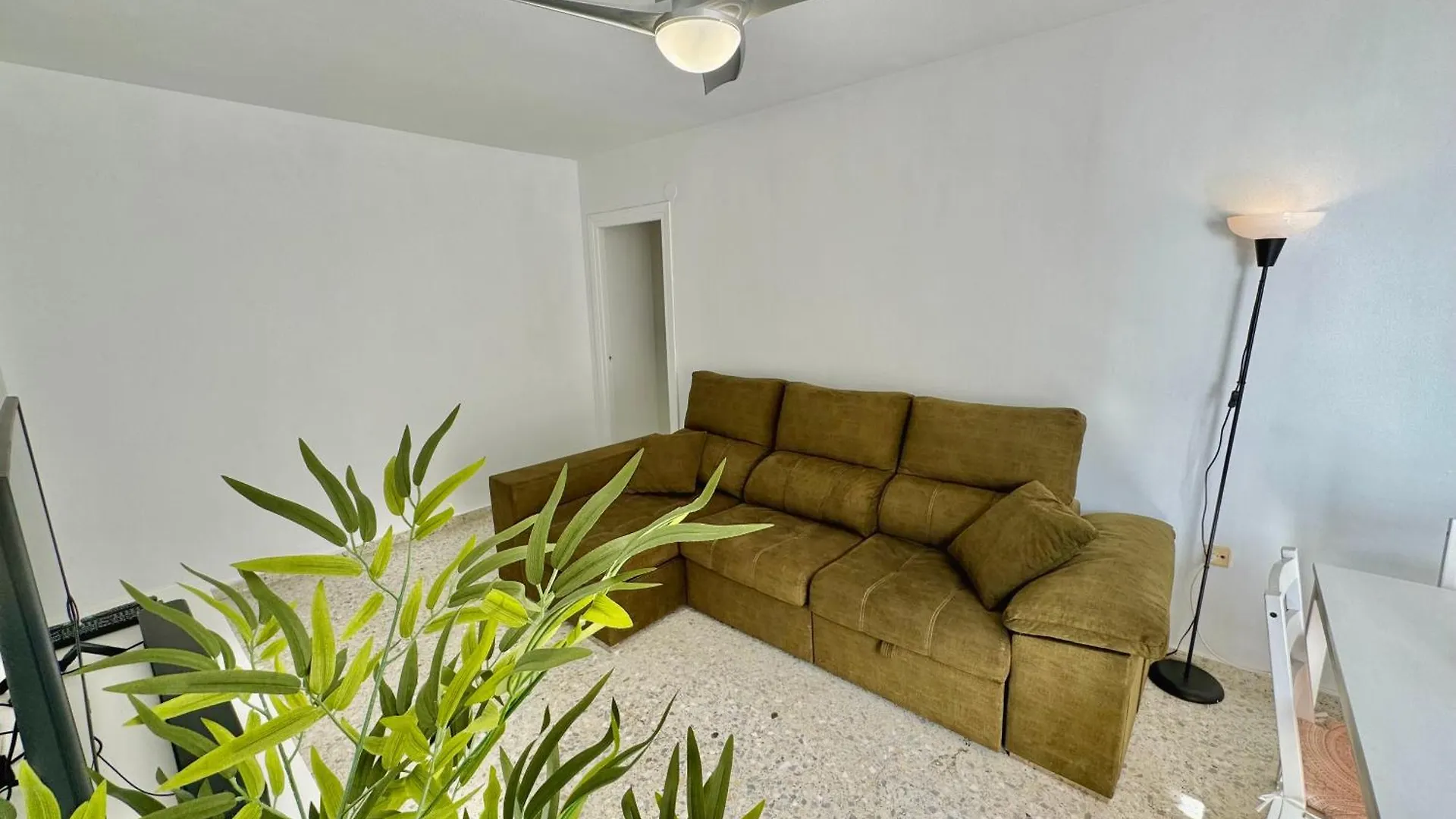 Quiet II Seaview Apartment La Herradura