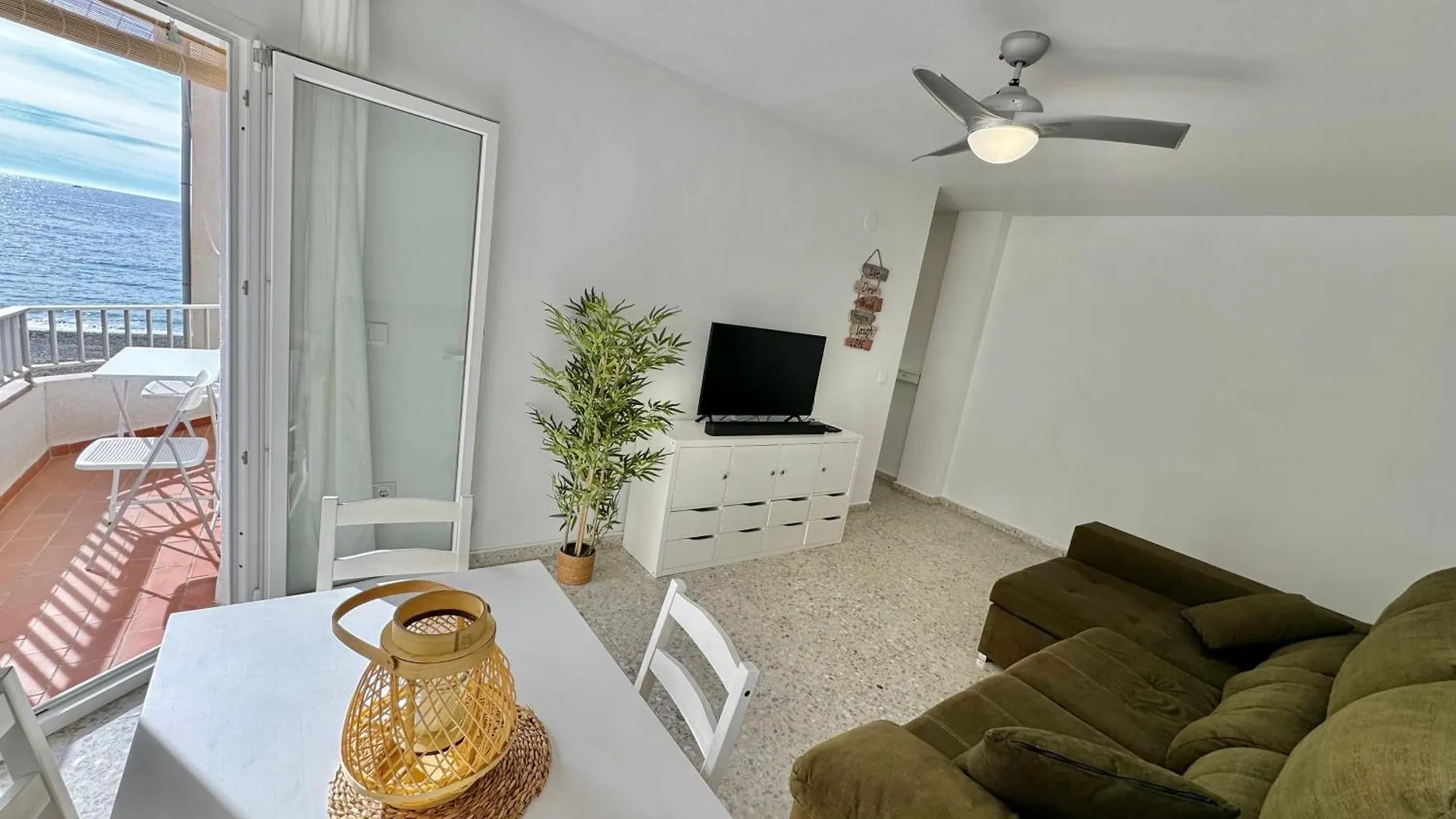 Quiet II Seaview Apartment La Herradura  Spain