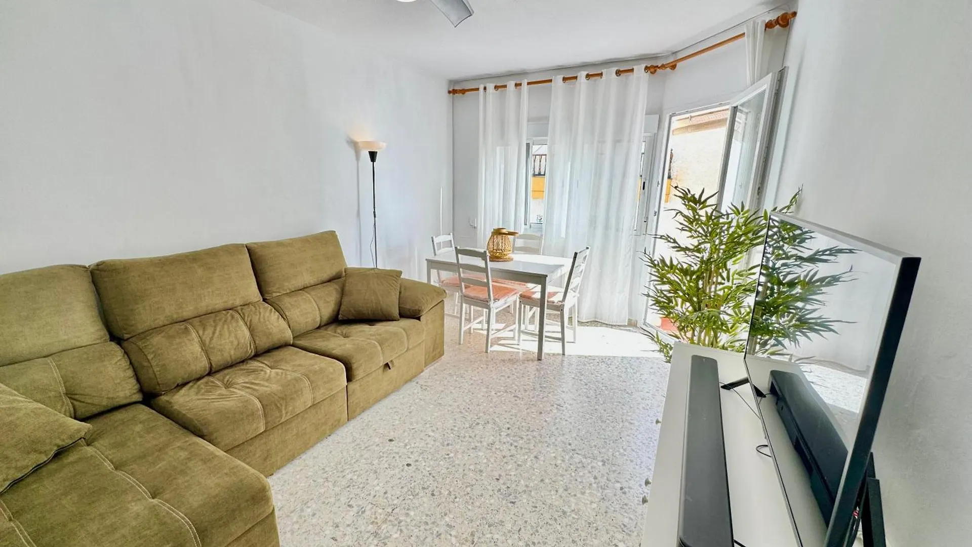 Quiet II Seaview Apartment La Herradura  Spain